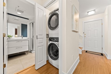 Photo 32 at 306 - 1140 Strathaven Drive, Northlands, North Vancouver