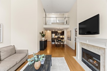 Photo 5 at 306 - 1140 Strathaven Drive, Northlands, North Vancouver