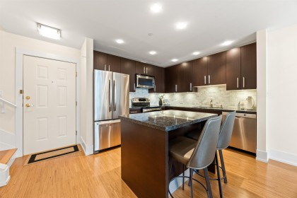 Photo 10 at 306 - 1140 Strathaven Drive, Northlands, North Vancouver