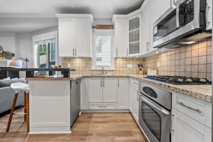 Photo 7 at 1875 W 13 Avenue, Kitsilano, Vancouver West