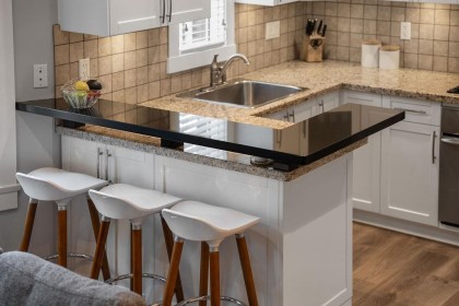 Photo 4 at 1875 W 13 Avenue, Kitsilano, Vancouver West