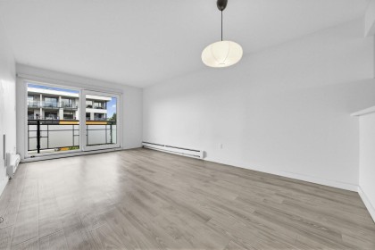 Photo 8 at 310 - 360 E 2nd Street, Lower Lonsdale, North Vancouver