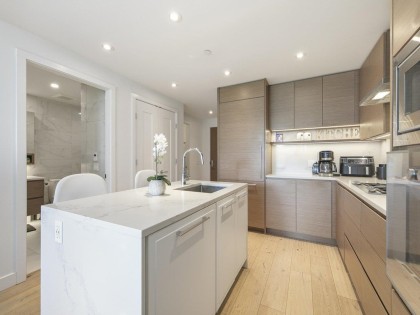 Photo 7 at 402 - 5693 Elizabeth Street, Cambie, Vancouver West