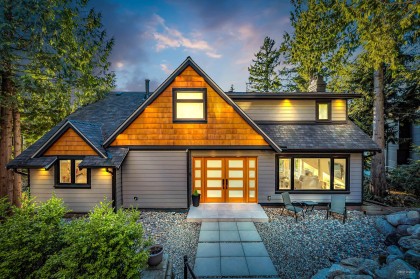 Photo 1 at 130 Oceanview Place, Lions Bay, West Vancouver