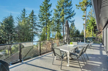 Photo 15 at 130 Oceanview Place, Lions Bay, West Vancouver