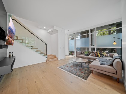 Photo 3 at 180 Athletes Way, False Creek, Vancouver West