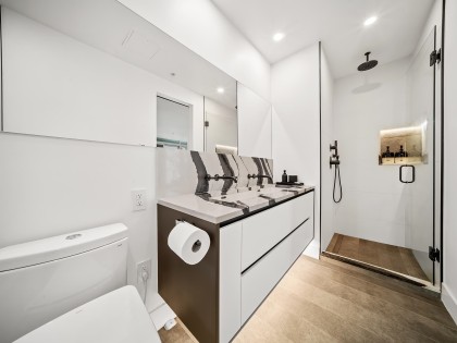 Photo 20 at 180 Athletes Way, False Creek, Vancouver West