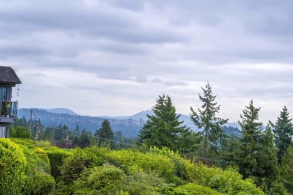 Photo 17 at 49 - 2202 Folkestone Way, Panorama Village, West Vancouver