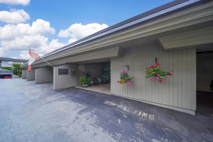 Photo 38 at 49 - 2202 Folkestone Way, Panorama Village, West Vancouver