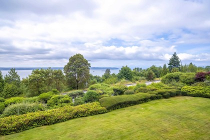 Photo 19 at 49 - 2202 Folkestone Way, Panorama Village, West Vancouver