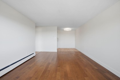 Photo 15 at 314 - 1345 Chesterfield Avenue, Central Lonsdale, North Vancouver