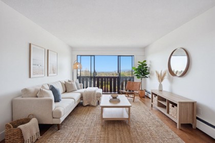 Photo 4 at 314 - 1345 Chesterfield Avenue, Central Lonsdale, North Vancouver