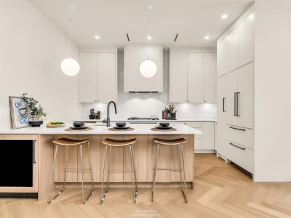 Photo 9 at 2 - 2043 W 45th Avenue, Kerrisdale, Vancouver West