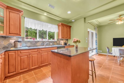 Photo 10 at 4317 Cliffmont Road, Deep Cove, North Vancouver