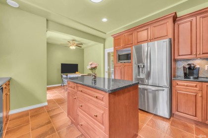 Photo 11 at 4317 Cliffmont Road, Deep Cove, North Vancouver