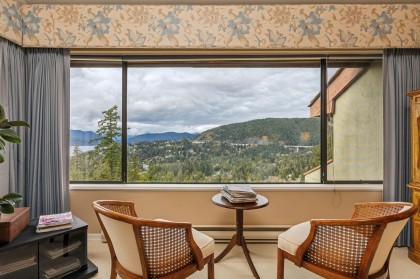 Photo 13 at 5180 Meadfeild Road, Upper Caulfeild, West Vancouver