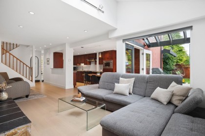 Photo 3 at 1382 Maple Street, Kitsilano, Vancouver West