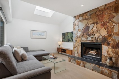 Photo 5 at 1382 Maple Street, Kitsilano, Vancouver West