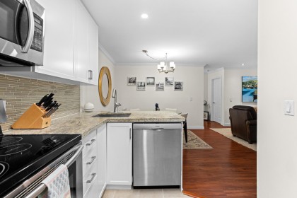 Photo 13 at 105 - 1125 Gilford Street, West End VW, Vancouver West