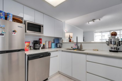 Photo 16 at 1401 - 1500 Howe Street, Yaletown, Vancouver West