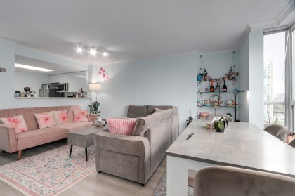 Photo 15 at 1401 - 1500 Howe Street, Yaletown, Vancouver West