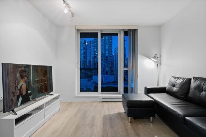 Photo 1 at 1103 - 1010 Richards Street, Yaletown, Vancouver West