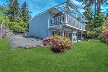 Photo 3 at 693 Plymouth Drive, Windsor Park NV, North Vancouver