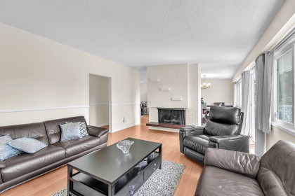 Photo 10 at 693 Plymouth Drive, Windsor Park NV, North Vancouver