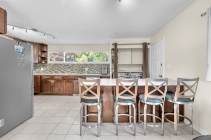 Photo 8 at 693 Plymouth Drive, Windsor Park NV, North Vancouver