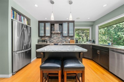Photo 8 at 4368 Arundel Road, Forest Hills NV, North Vancouver