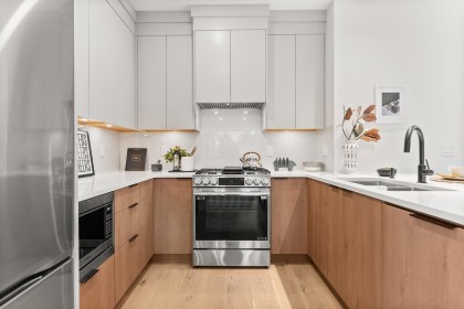 Photo 3 at 1 - 1368 Park Drive, Marpole, Vancouver West