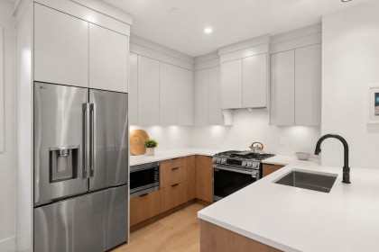 Photo 4 at 1 - 1368 Park Drive, Marpole, Vancouver West