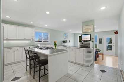 Photo 6 at 2341 Caledonia Avenue, Deep Cove, North Vancouver