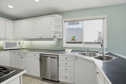 Photo 10 at 2341 Caledonia Avenue, Deep Cove, North Vancouver