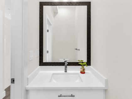 Photo 10 at 409 W Keith Road, Lower Lonsdale, North Vancouver