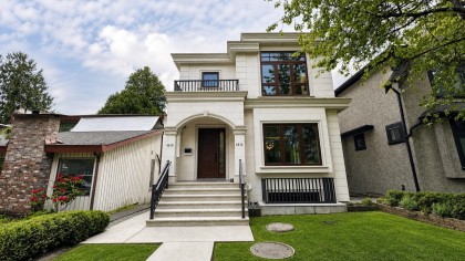 Photo 2 at 4618 W 8th Avenue, Point Grey, Vancouver West