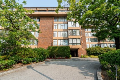 Photo 2 at 309 - 2101 Mcmullen Avenue, Quilchena, Vancouver West