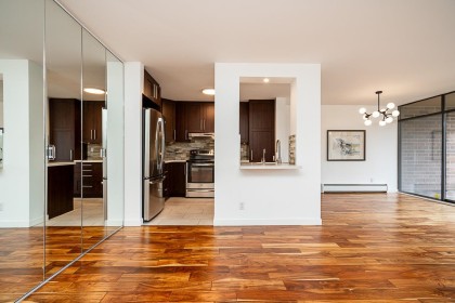 Photo 10 at 309 - 2101 Mcmullen Avenue, Quilchena, Vancouver West