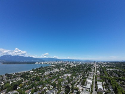 Photo 4 at 3770 W 13th Avenue, Point Grey, Vancouver West