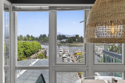 Photo 12 at 608 - 560 Cardero Street, Coal Harbour, Vancouver West