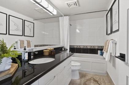 Photo 26 at 608 - 560 Cardero Street, Coal Harbour, Vancouver West