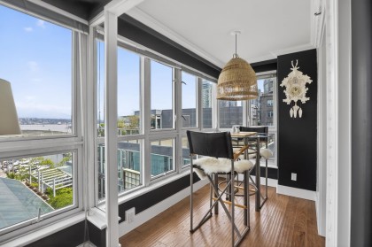 Photo 11 at 608 - 560 Cardero Street, Coal Harbour, Vancouver West