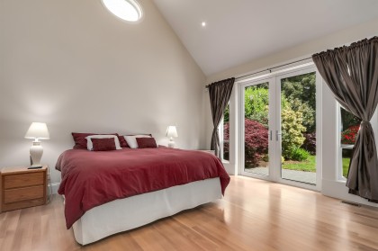 Photo 17 at 352 St. James Crescent, British Properties, West Vancouver