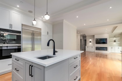 Photo 12 at 352 St. James Crescent, British Properties, West Vancouver