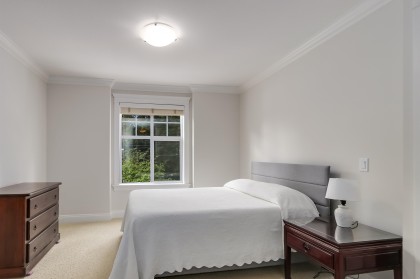 Photo 26 at 352 St. James Crescent, British Properties, West Vancouver