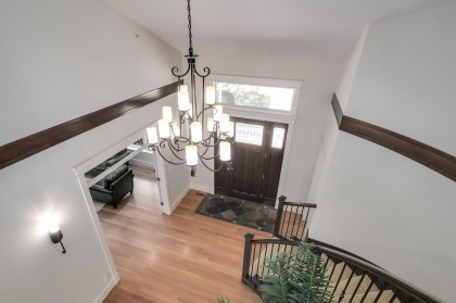 Photo 3 at 352 St. James Crescent, British Properties, West Vancouver
