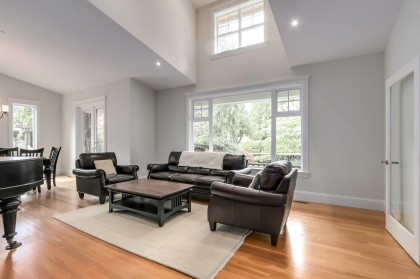 Photo 5 at 352 St. James Crescent, British Properties, West Vancouver