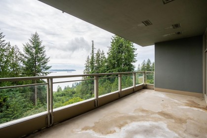 Photo 22 at 502 - 3335 Cypress Place, Cypress Park Estates, West Vancouver