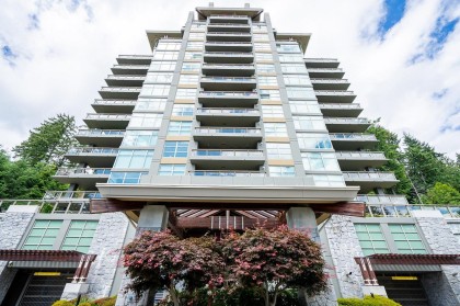 Photo 1 at 502 - 3335 Cypress Place, Cypress Park Estates, West Vancouver