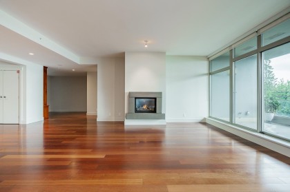 Photo 4 at 502 - 3335 Cypress Place, Cypress Park Estates, West Vancouver